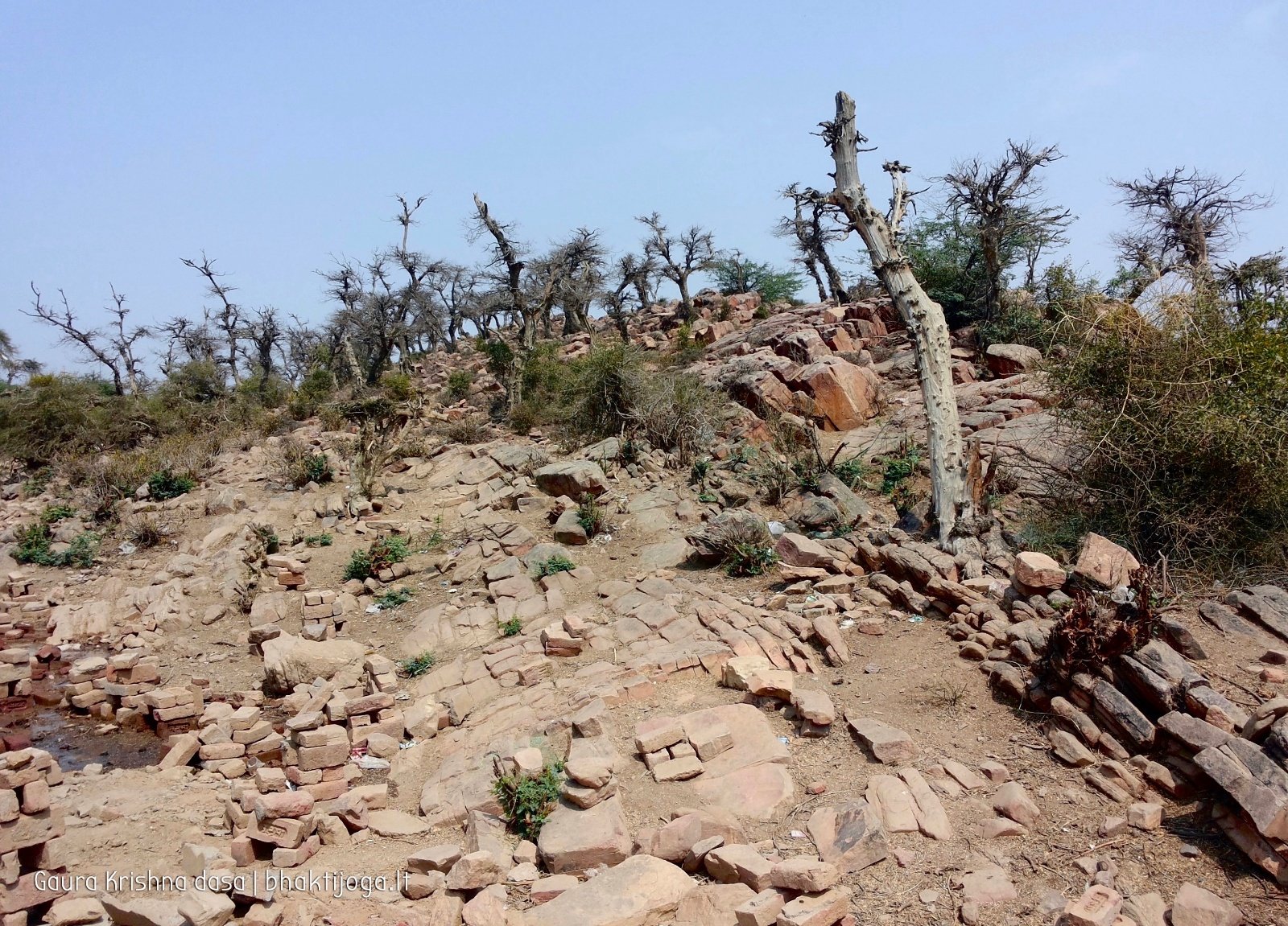  Govardhan hill. 2018.03.14